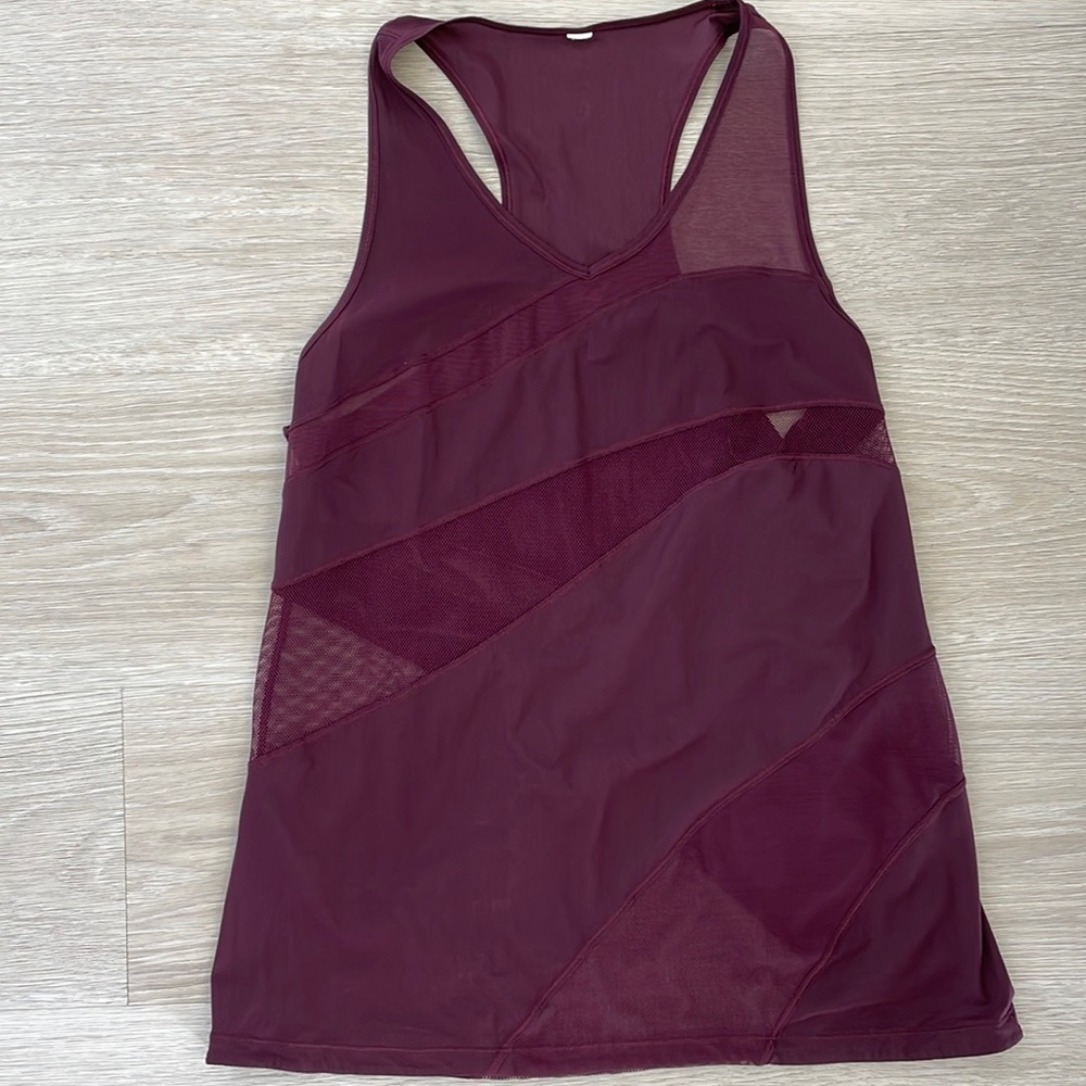 Lululemon size 10 maroon tank top